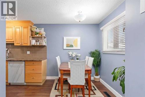 109 Ross Street, Fort Mcmurray, AB - Indoor Photo Showing Dining Room