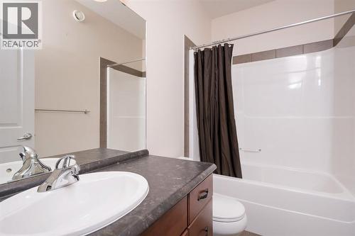 353 Walnut Crescent, Fort Mcmurray, AB - Indoor Photo Showing Bathroom