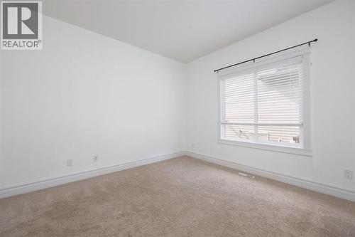 353 Walnut Crescent, Fort Mcmurray, AB - Indoor Photo Showing Other Room