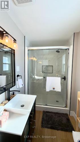 1515 Dufferin Street, Whitby, ON - Indoor Photo Showing Bathroom
