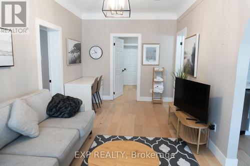 1515 Dufferin Street, Whitby, ON - Indoor