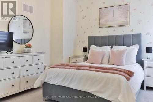 17 Bellefond Street, Vaughan, ON - Indoor Photo Showing Bedroom