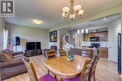 43 Sunrise Crescent Ne, High River, AB - Indoor Photo Showing Other Room