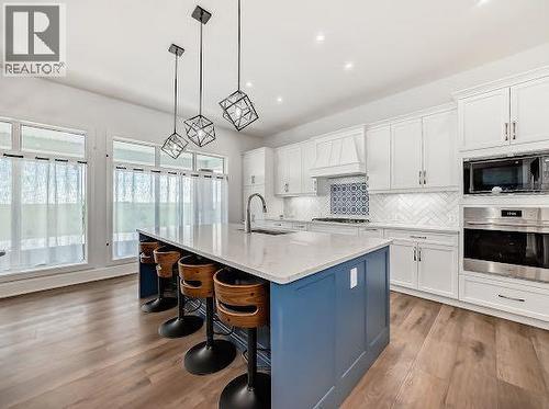 60 Junegrass Terrace, Rural Rocky View County, AB - Indoor Photo Showing Kitchen