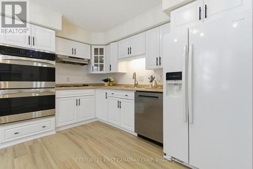 59 Cliftonvale Avenue, London South (South E), ON - Indoor Photo Showing Kitchen