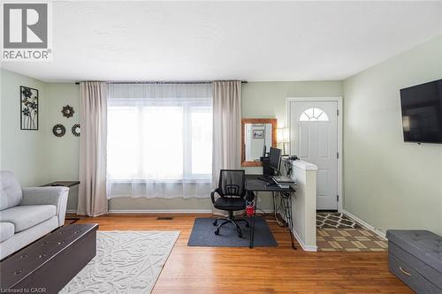 Office area with wood finished floors and baseboards - 48 Riverdale Drive Unit# 2, Hamilton, ON - Indoor Photo Showing Other Room
