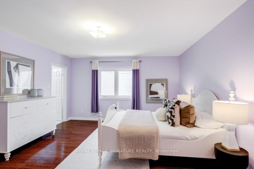 140 Boake Trail, Richmond Hill, ON - Indoor Photo Showing Bedroom