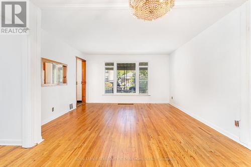 28 Lynvalley Crescent, Toronto, ON - Indoor