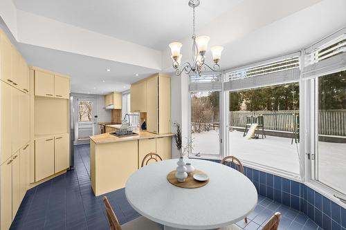 Cuisine - 266 Av. Glengarry, Mont-Royal, QC - Indoor Photo Showing Dining Room