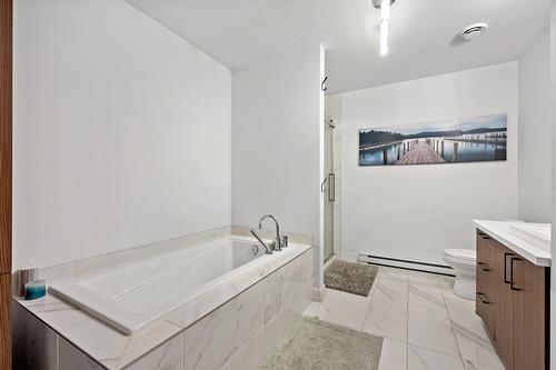 Salle de bains - 405 Rue Du Tonnelier, Saint-Jérôme, QC 