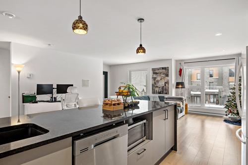 Cuisine - 405 Rue Du Tonnelier, Saint-Jérôme, QC 