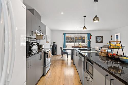 Cuisine - 405 Rue Du Tonnelier, Saint-Jérôme, QC 