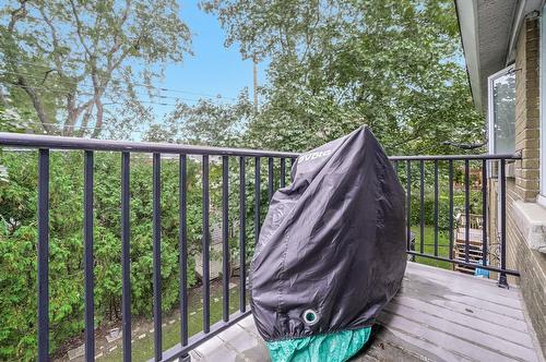 Balcon - 2332  - 2334 Ch. De Dunkirk, Mont-Royal, QC - Outdoor