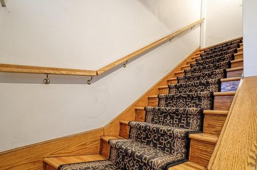 Escalier - 2332  - 2334 Ch. De Dunkirk, Mont-Royal, QC - Indoor Photo Showing Other Room