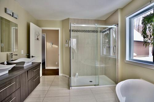 Salle de bains attenante à la CCP - 34 Rue Desaulniers, Shefford, QC - Indoor Photo Showing Bathroom