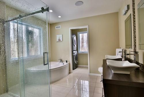 Salle de bains attenante à la CCP - 34 Rue Desaulniers, Shefford, QC - Indoor Photo Showing Bathroom