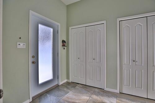 Hall d'entrée/Vestibule - 34 Rue Desaulniers, Shefford, QC - Indoor Photo Showing Other Room