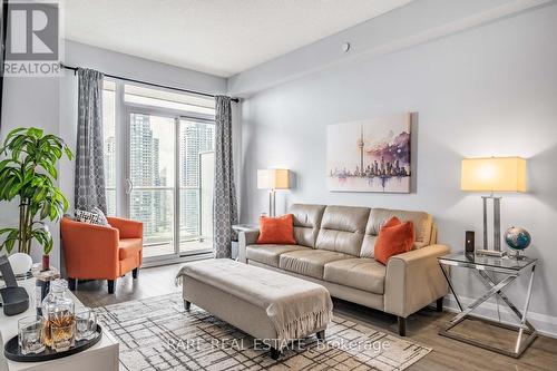 2404 - 56 Annie Craig Drive, Toronto, ON - Indoor Photo Showing Living Room