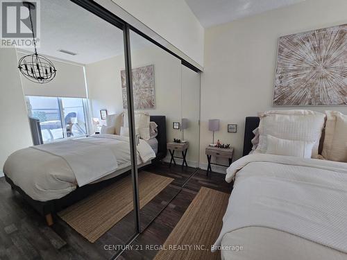 229 - 2 Eva Road, Toronto, ON - Indoor Photo Showing Bedroom