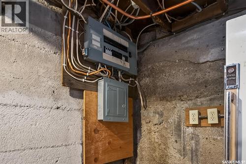 222 Lillooet Street W, Moose Jaw, SK - Indoor Photo Showing Basement