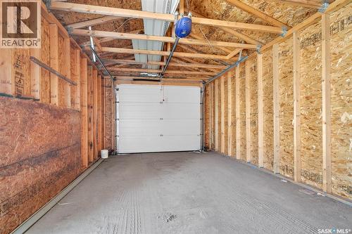 222 Lillooet Street W, Moose Jaw, SK - Indoor Photo Showing Garage