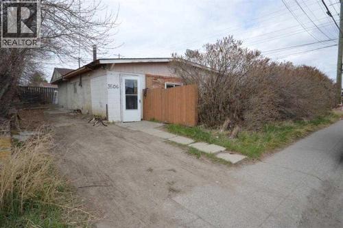 3506 16 Avenue SE  Calgary, AB T2A 0N3