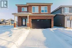 896 SENDERO WAY  Ottawa, ON K2S 2W8