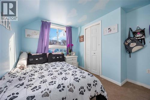 377 Shepherd Street, Sarnia, ON - Indoor Photo Showing Bedroom