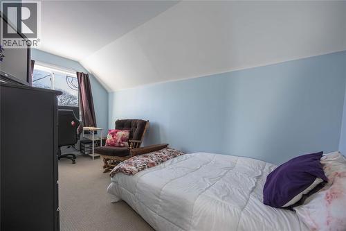 377 Shepherd Street, Sarnia, ON - Indoor Photo Showing Bedroom