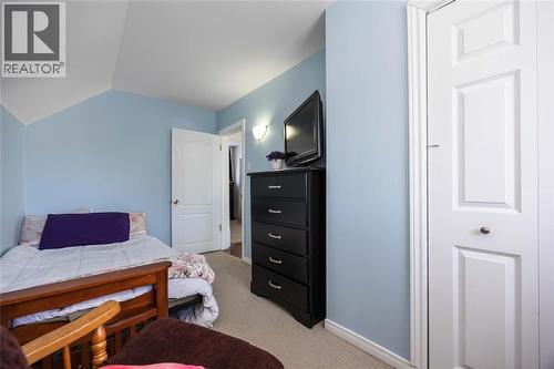 377 Shepherd Street, Sarnia, ON - Indoor Photo Showing Bedroom