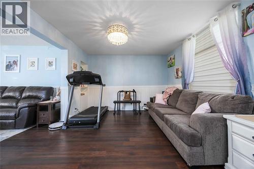 377 Shepherd Street, Sarnia, ON - Indoor