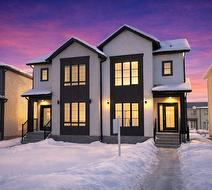 120 Meadowlands Drive  West St Paul, MB R2V 5G6