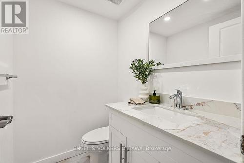 12 Bayside Private, Ottawa, ON - Indoor Photo Showing Bathroom