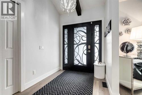 16 Woodgate Close Sw, Calgary, AB - Indoor Photo Showing Other Room