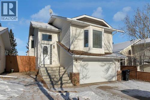LOTS OF PARKING! - 40 Hunters Gate, Okotoks, AB - Outdoor