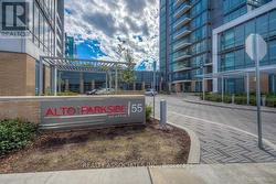 4211 - 55 ANN O'REILLY ROAD  Toronto, ON M2J 5C3