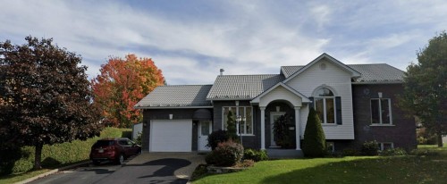 915 8e Rue  Saint-Georges, QC G5Y 0A7