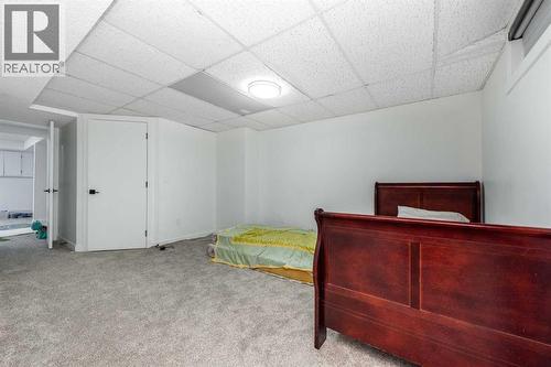 133 Woodbrook Road Sw, Calgary, AB - Indoor