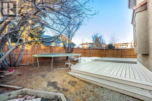 133 Woodbrook Road Sw, Calgary, AB - Outdoor