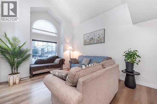 133 Woodbrook Road Sw, Calgary, AB - Indoor Photo Showing Living Room