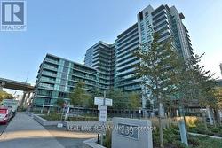 1072 - 209 FORT YORK BOULEVARD  Toronto, ON M5V 4A1