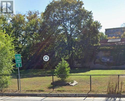 467 Bronson Avenue, Ottawa, ON 