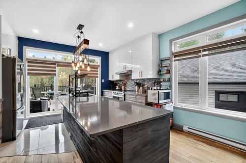 Cuisine - 1855 Ch. Morrisson, Saint-Lin/Laurentides, QC - Indoor Photo Showing Kitchen