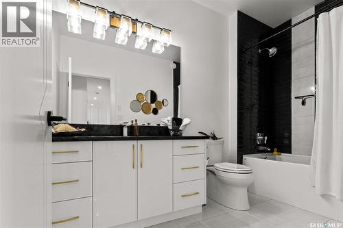 Grandview Trail, Corman Park Rm No. 344, SK - Indoor Photo Showing Bathroom