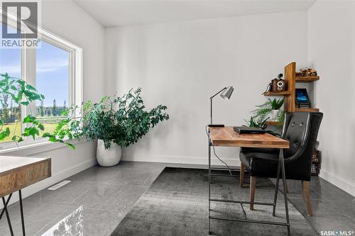 Grandview Trail, Corman Park Rm No. 344, SK - Indoor