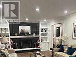 15482 LESLIE STREET  Aurora, ON L4G 7C4