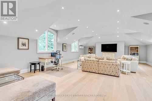 2600 17Th Sideroad, King, ON - Indoor