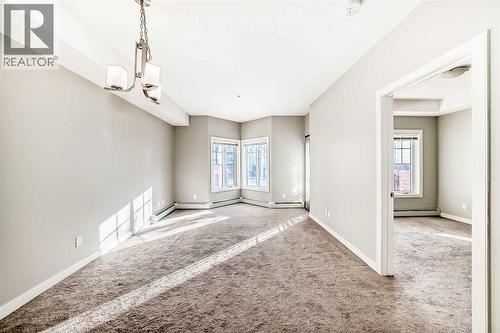 225, 20 Royal Oak Plaza Nw, Calgary, AB - Indoor Photo Showing Other Room