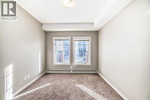 225, 20 Royal Oak Plaza Nw, Calgary, AB - Indoor Photo Showing Other Room