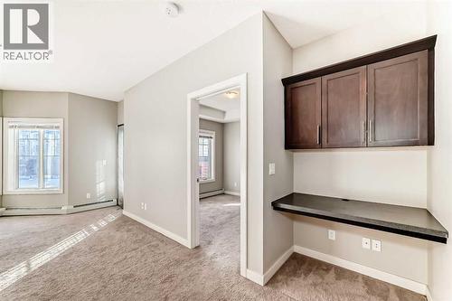 225, 20 Royal Oak Plaza Nw, Calgary, AB - Indoor Photo Showing Other Room